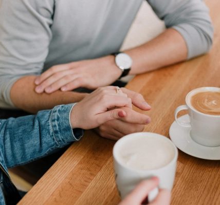 Measuring Public Response to AI Porn Rumours